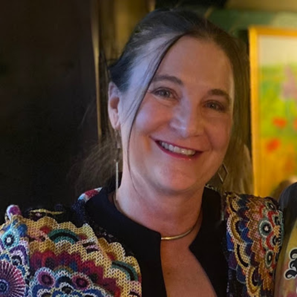Meet your Posher, Joy
